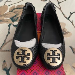 Tory Burch flats black